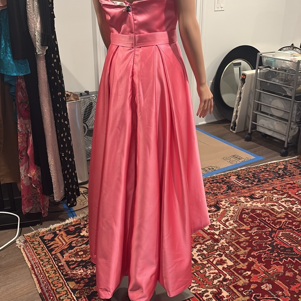 Formal dress, Strapless Hi low , pink satin bridesmaid - Picture 5 of 10